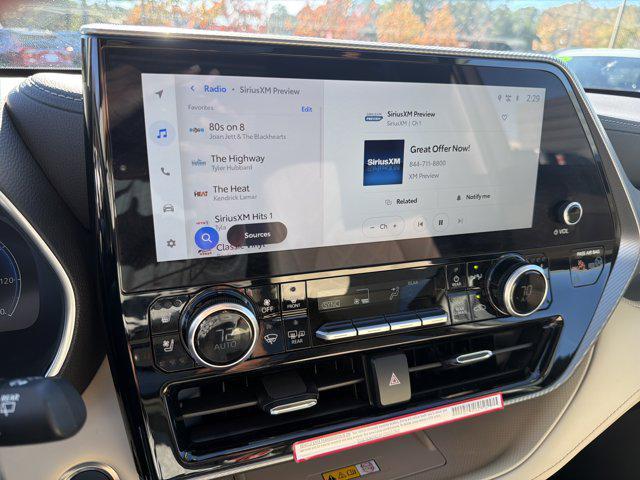 used 2024 Toyota Highlander car, priced at $48,995