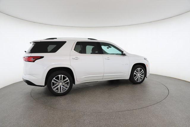 used 2024 Chevrolet Traverse car, priced at $42,625