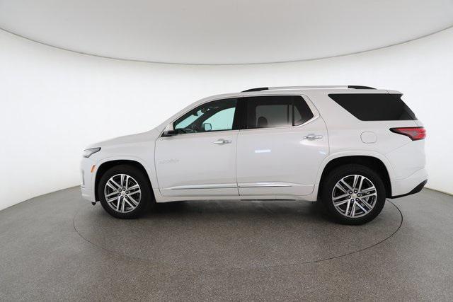 used 2024 Chevrolet Traverse car, priced at $42,625