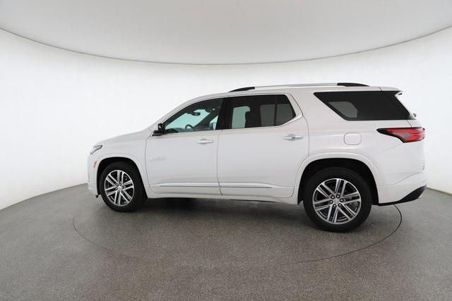 used 2024 Chevrolet Traverse car, priced at $42,625