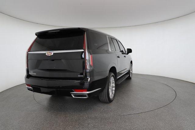 used 2022 Cadillac Escalade ESV car, priced at $51,117