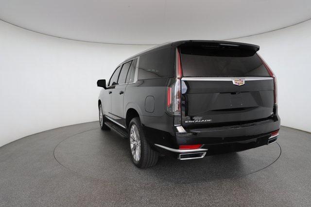 used 2022 Cadillac Escalade ESV car, priced at $51,117
