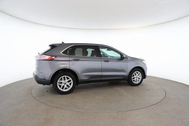 used 2022 Ford Edge car, priced at $17,335