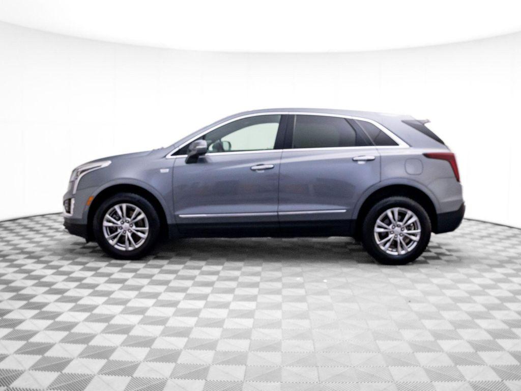 used 2020 Cadillac XT5 car, priced at $23,322