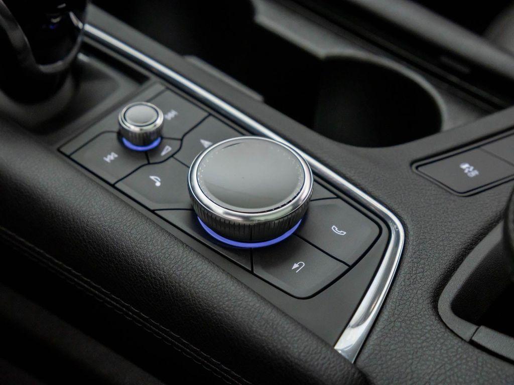 new 2025 Cadillac XT5 car, priced at $53,500