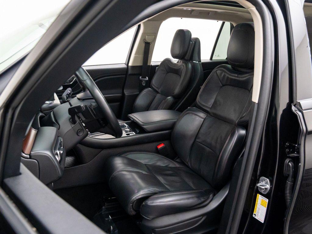 used 2023 Lincoln Aviator car, priced at $42,000