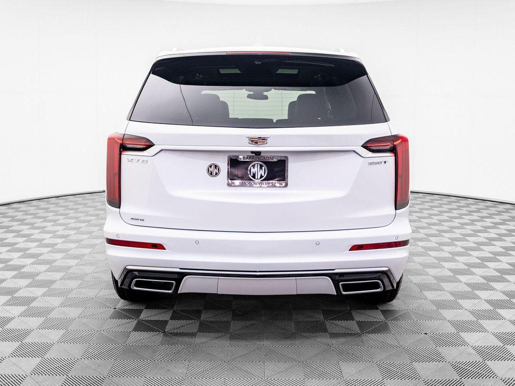 new 2025 Cadillac XT6 car, priced at $48,000