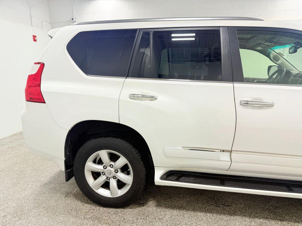 used 2013 Lexus GX 460 car, priced at $19,995