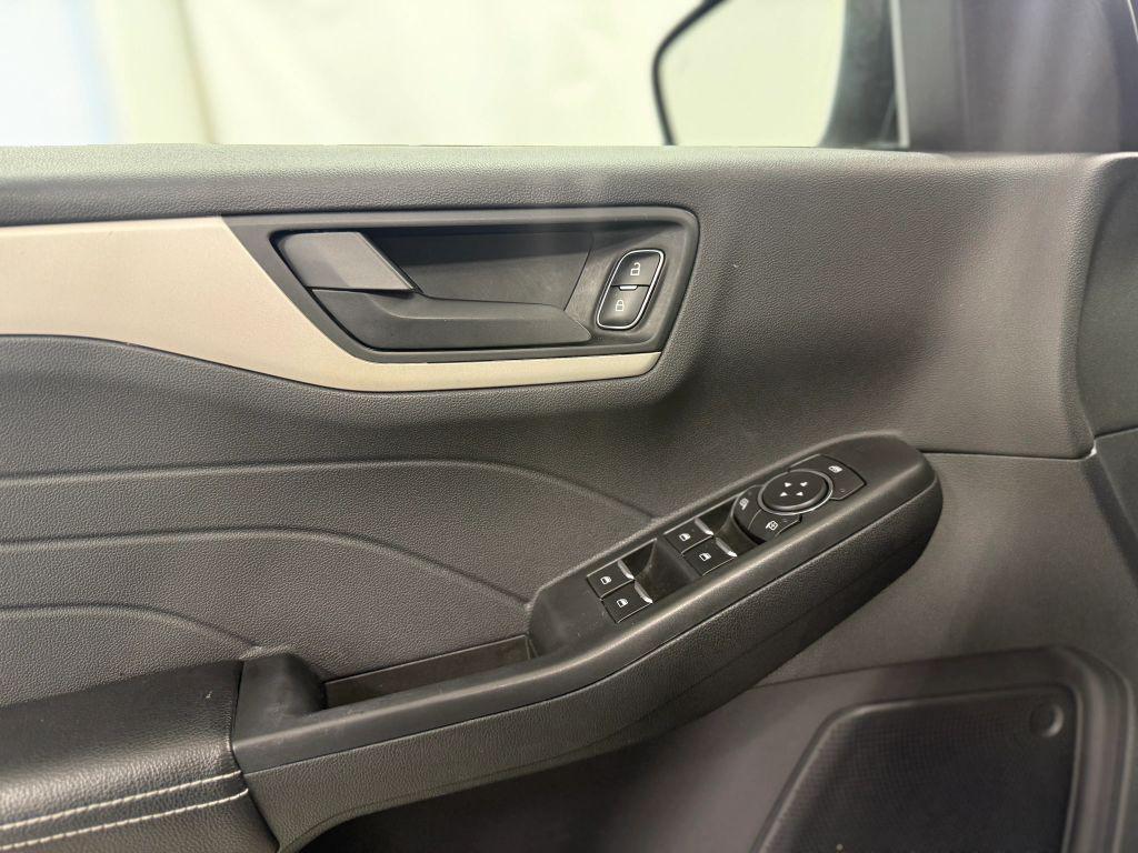 used 2022 Ford Escape car, priced at $17,995