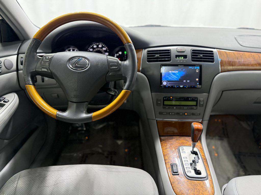 used 2006 Lexus ES 330 car, priced at $8,995