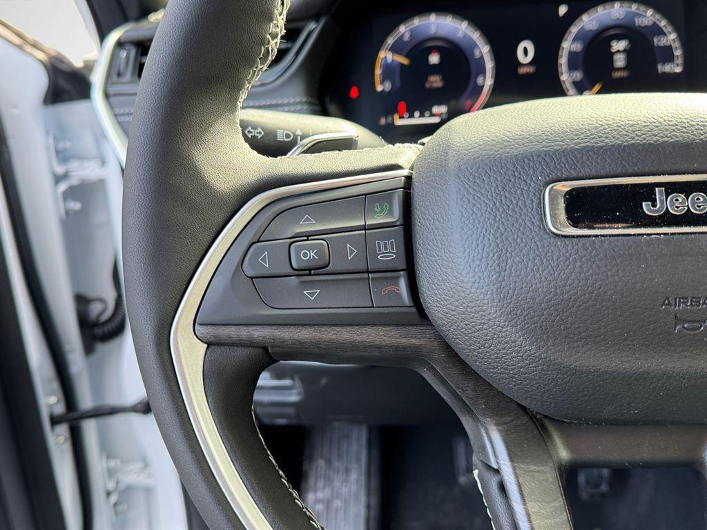 new 2026 Jeep Grand Cherokee car, priced at $46,096