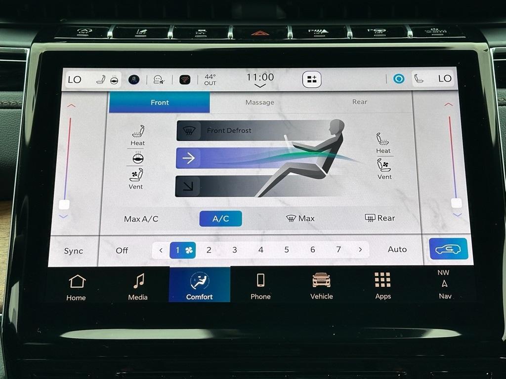 new 2025 Jeep Grand Cherokee car, priced at $61,732