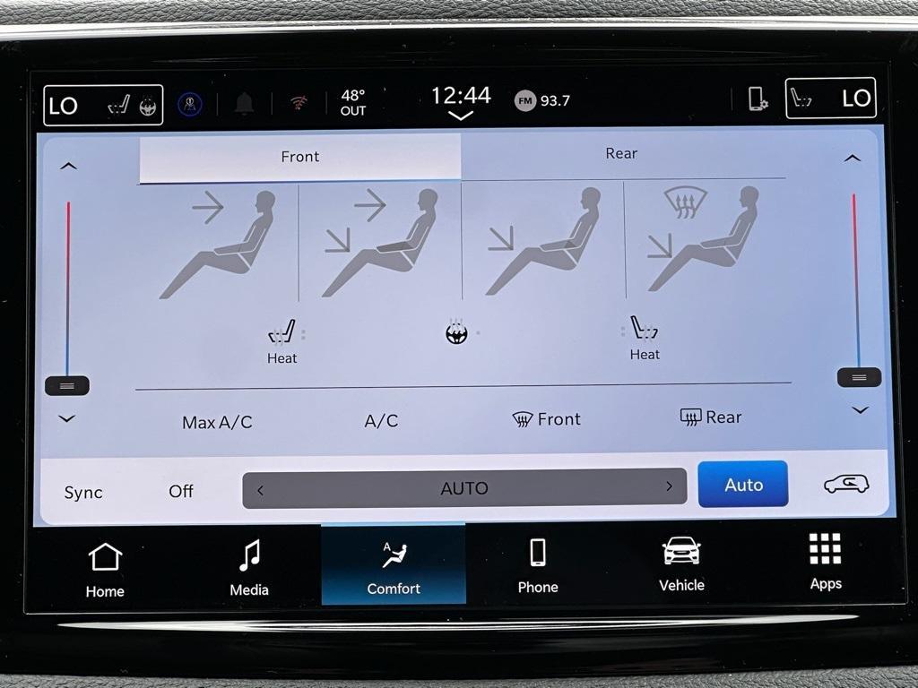 new 2026 Chrysler Pacifica car, priced at $46,334