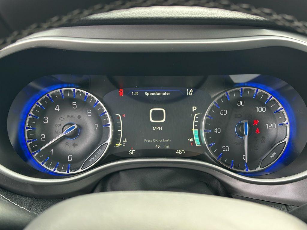 new 2026 Chrysler Pacifica car, priced at $46,334