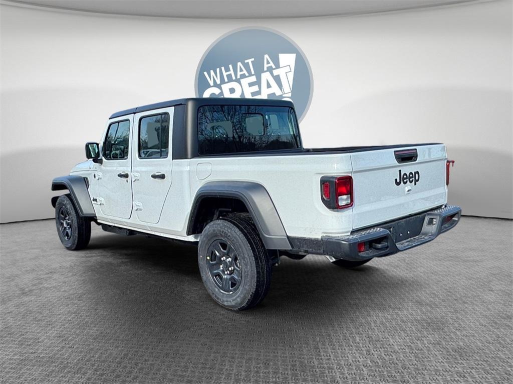 new 2026 Jeep Gladiator car, priced at $41,400