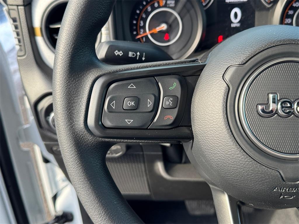 new 2026 Jeep Gladiator car, priced at $41,400