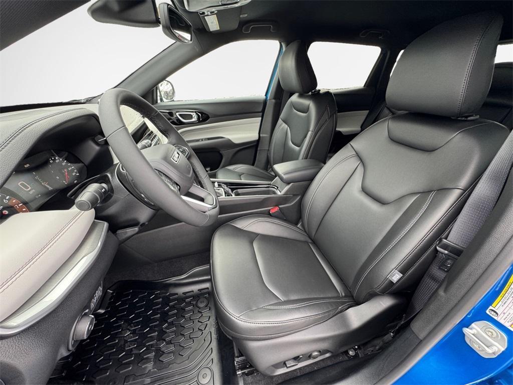 new 2026 Jeep Compass car, priced at $31,304