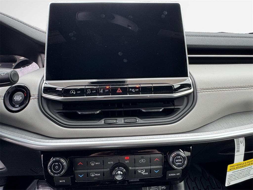 new 2026 Jeep Compass car, priced at $31,304