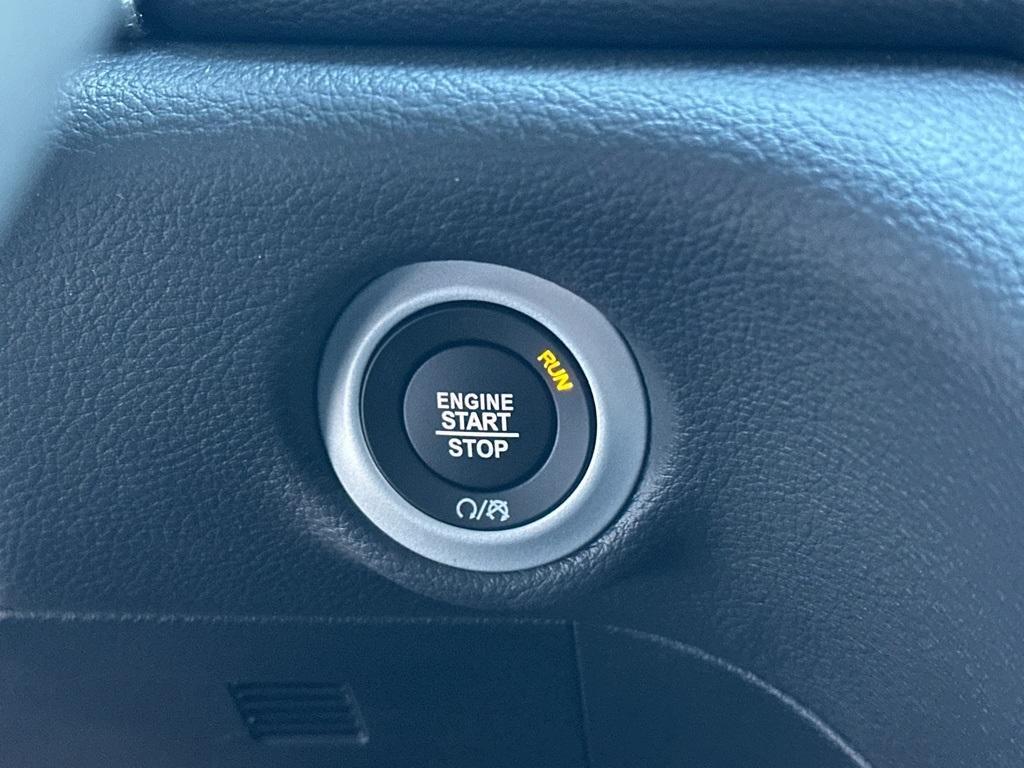 new 2026 Chrysler Pacifica car, priced at $56,223