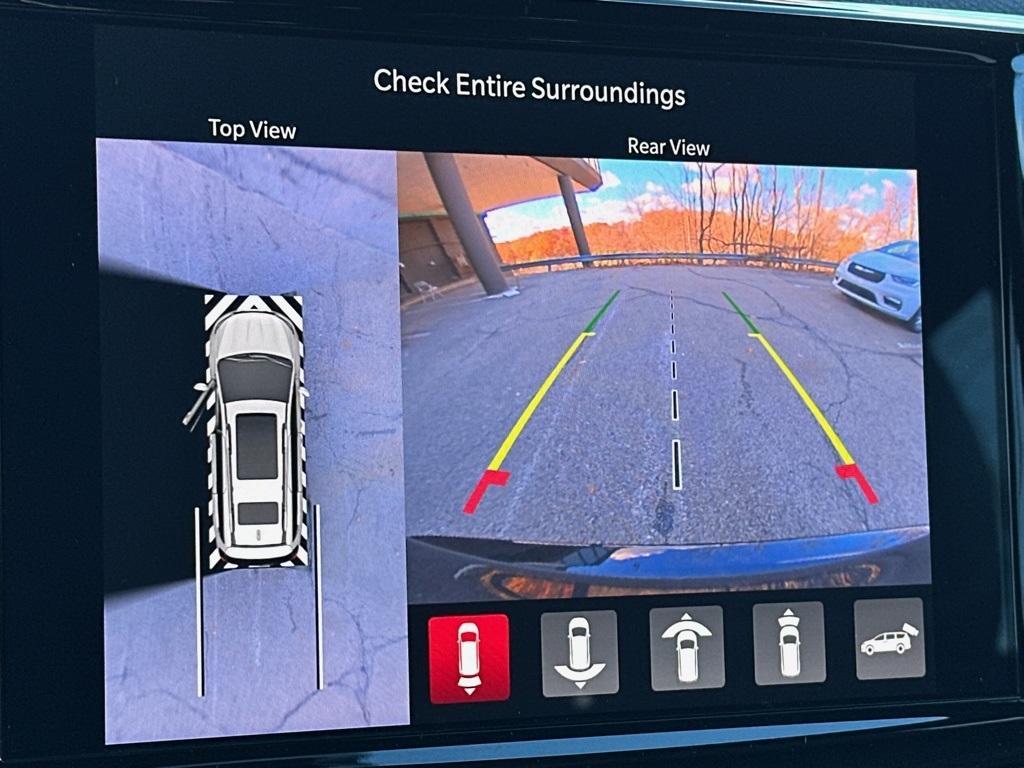 new 2026 Chrysler Pacifica car, priced at $56,223