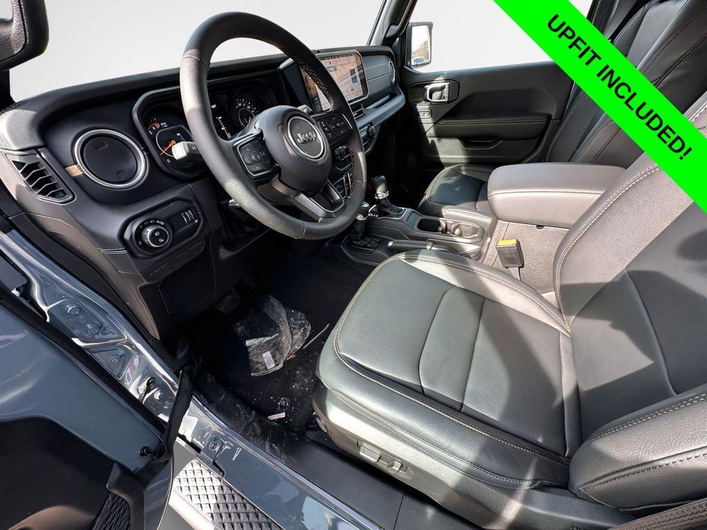 new 2025 Jeep Gladiator car, priced at $53,125