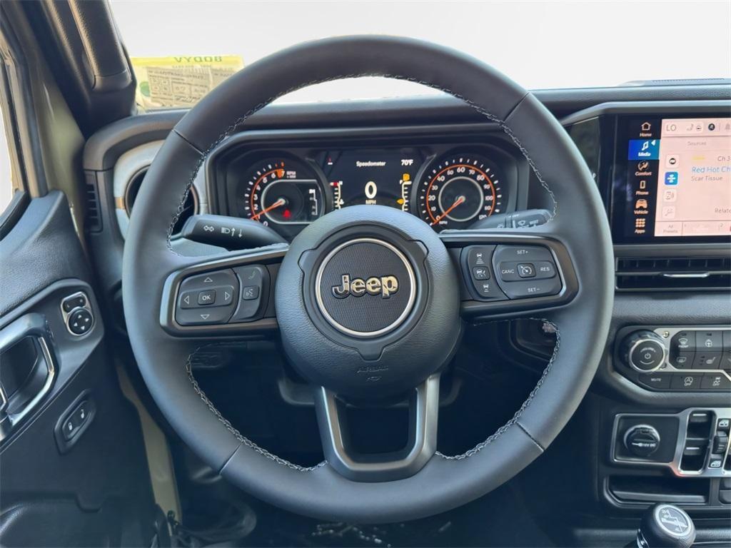 new 2025 Jeep Gladiator car, priced at $42,192