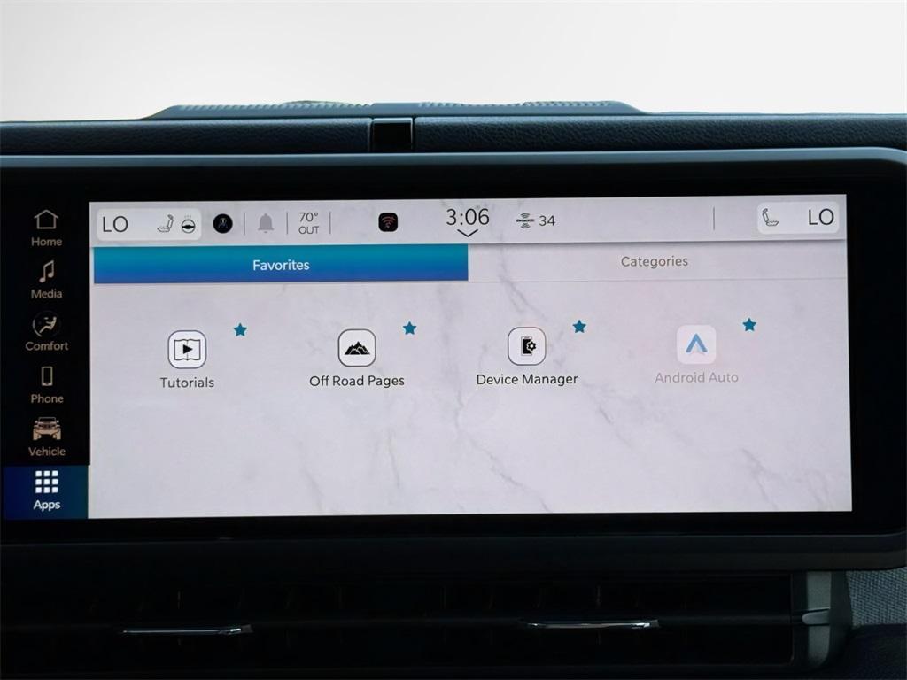 new 2025 Jeep Gladiator car, priced at $42,192