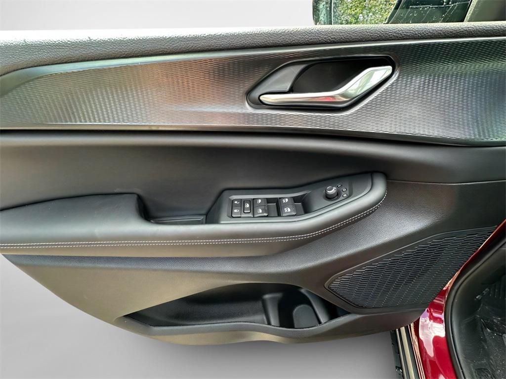 new 2025 Jeep Grand Cherokee car, priced at $40,970