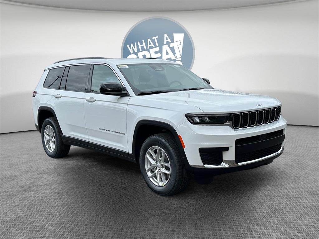 new 2025 Jeep Grand Cherokee L car, priced at $40,925