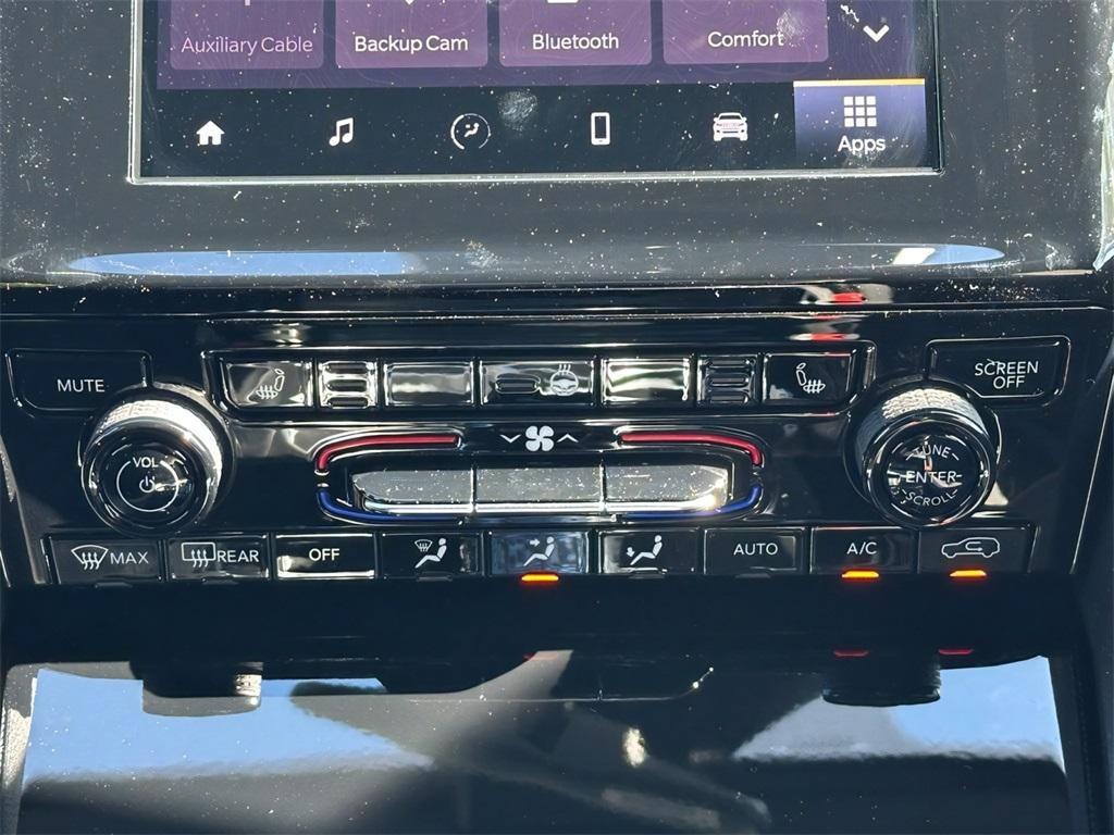 new 2025 Jeep Grand Cherokee car, priced at $39,188