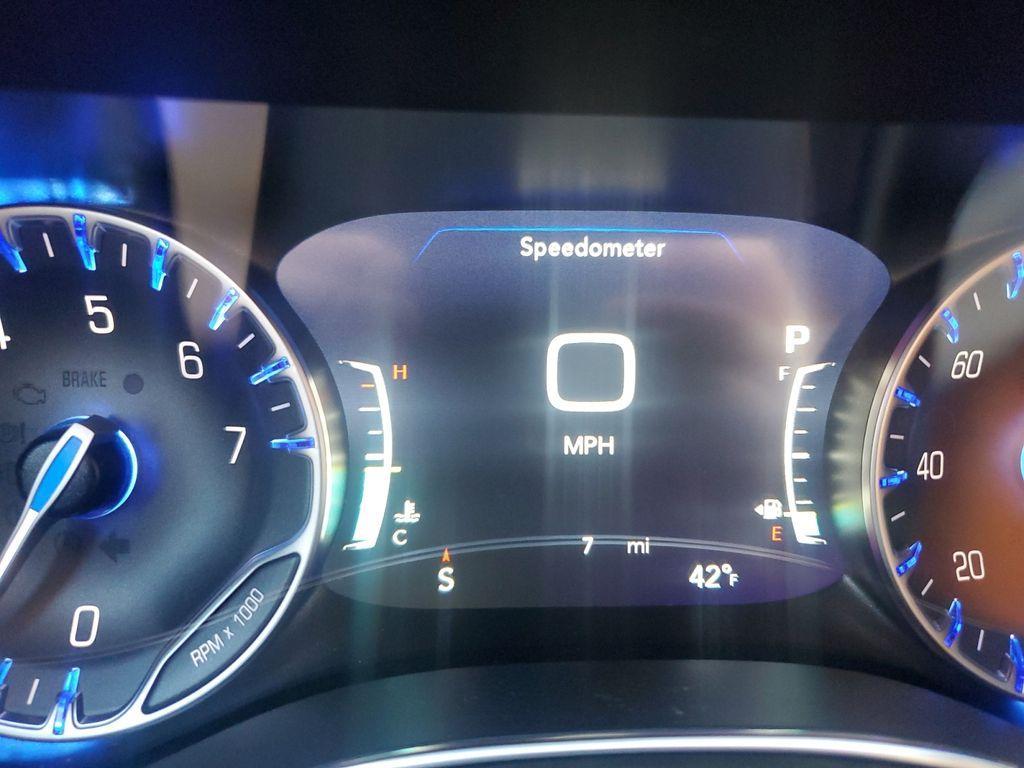 new 2026 Chrysler Pacifica car, priced at $57,685