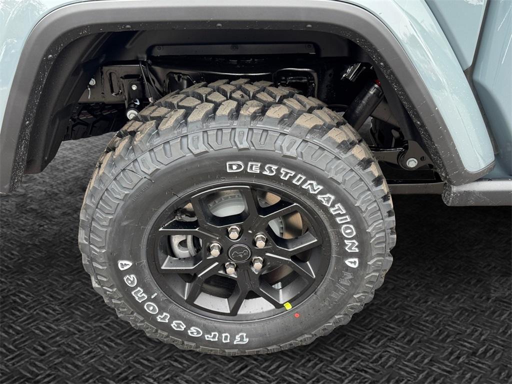 new 2026 Jeep Gladiator car, priced at $53,085