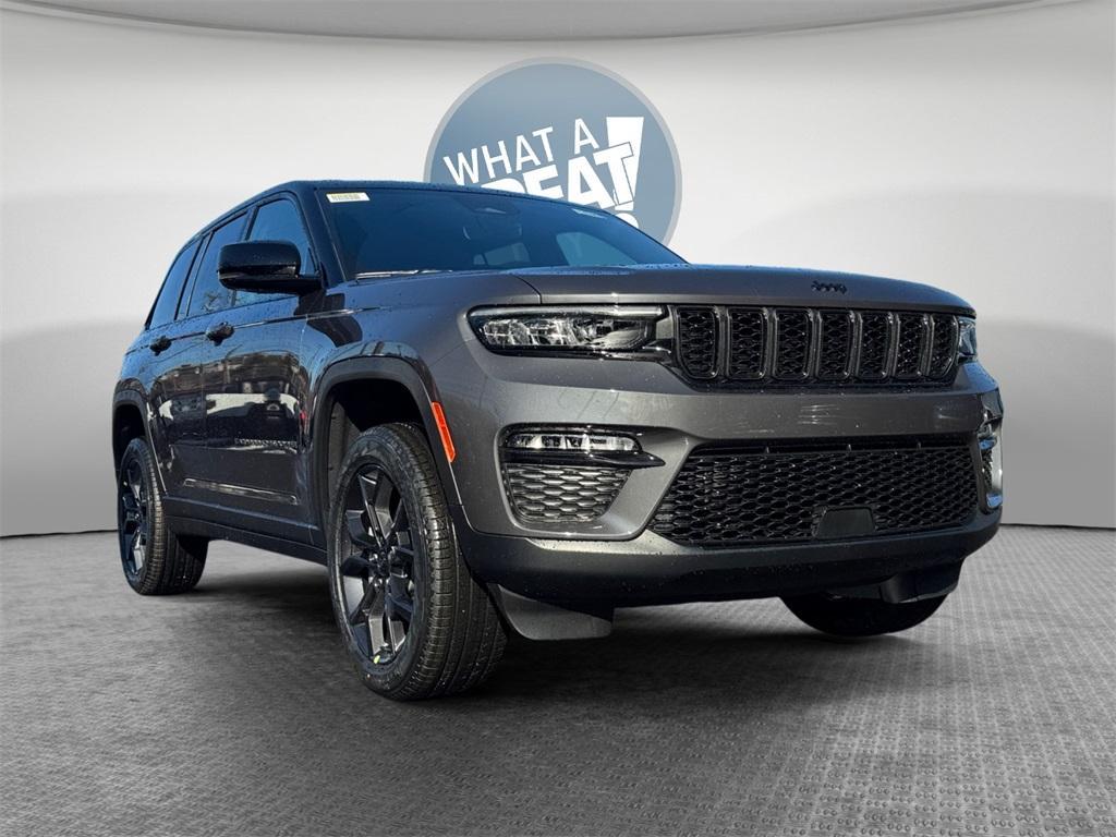 new 2025 Jeep Grand Cherokee car, priced at $47,225