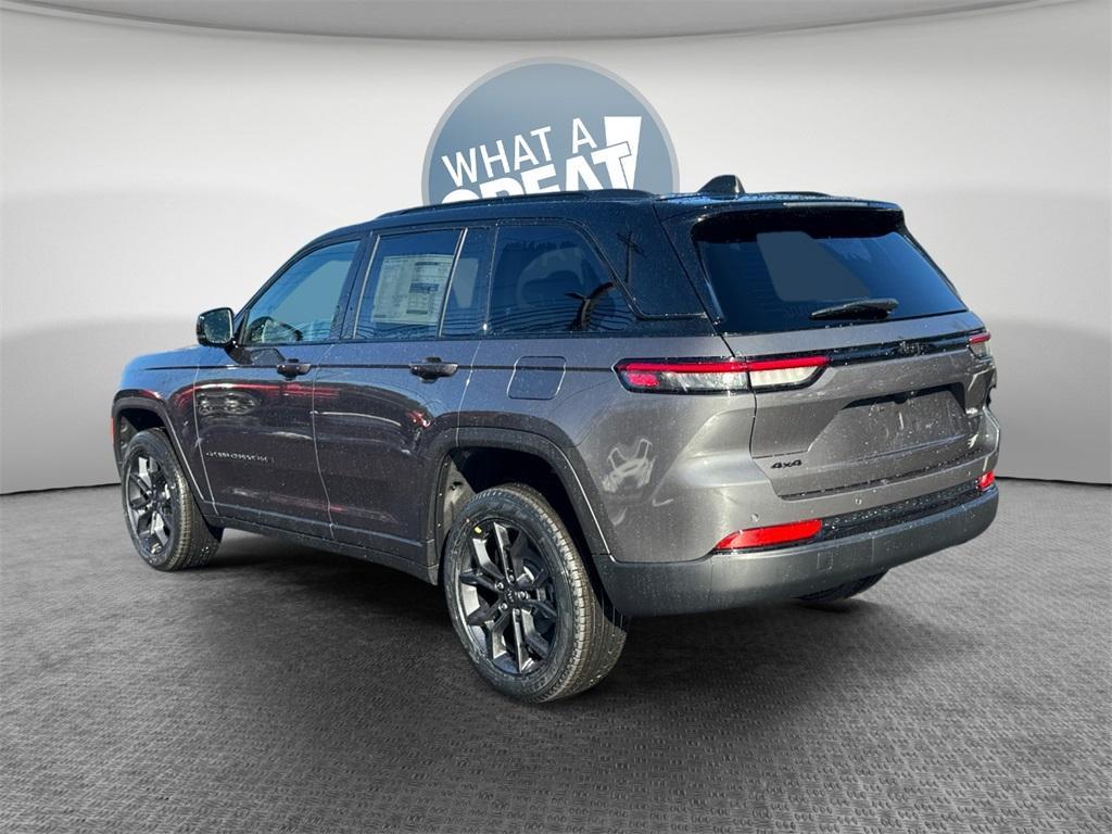 new 2025 Jeep Grand Cherokee car, priced at $47,225