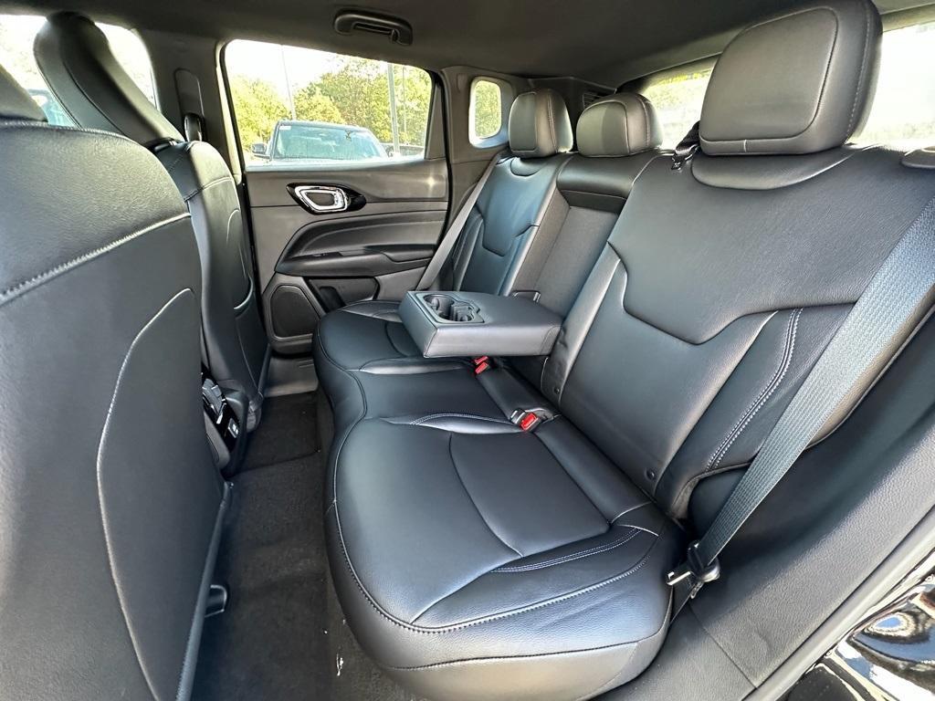 new 2026 Jeep Compass car, priced at $31,384