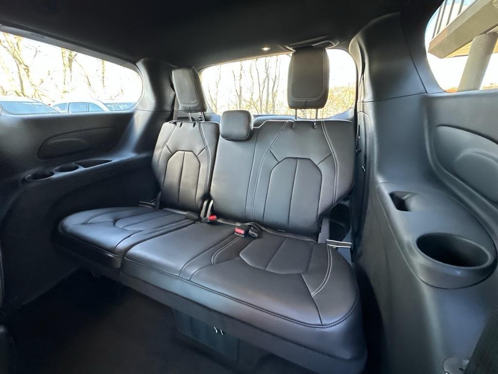 new 2026 Chrysler Pacifica car, priced at $45,723