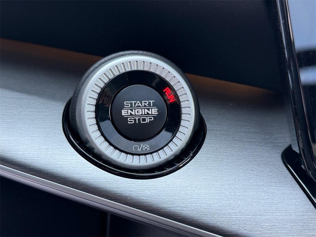 new 2026 Jeep Grand Wagoneer L car, priced at $81,569