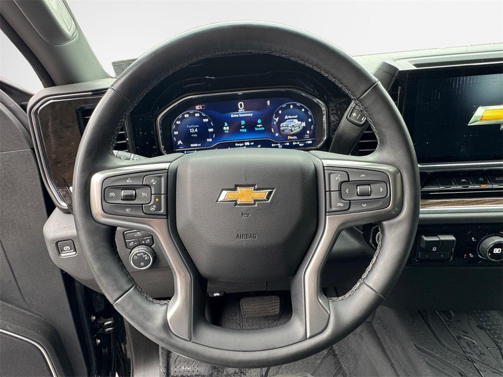 used 2025 Chevrolet Silverado 1500 car, priced at $39,997