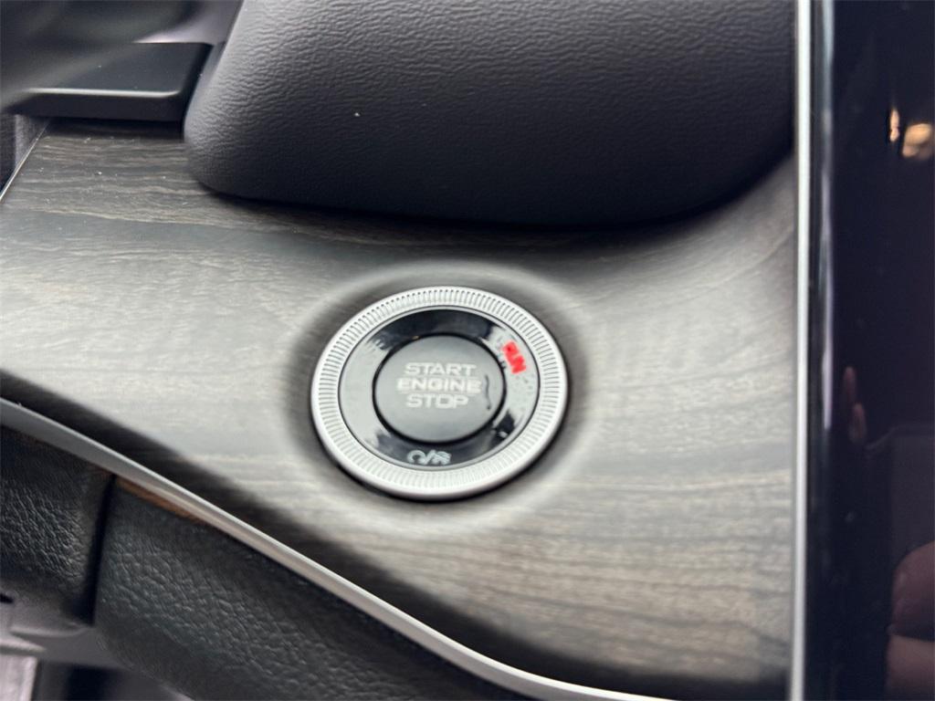 new 2025 Jeep Grand Cherokee L car, priced at $46,663