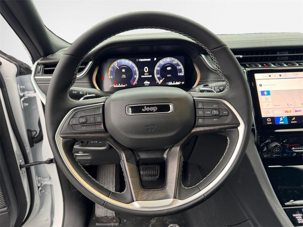 new 2025 Jeep Grand Cherokee L car, priced at $46,663