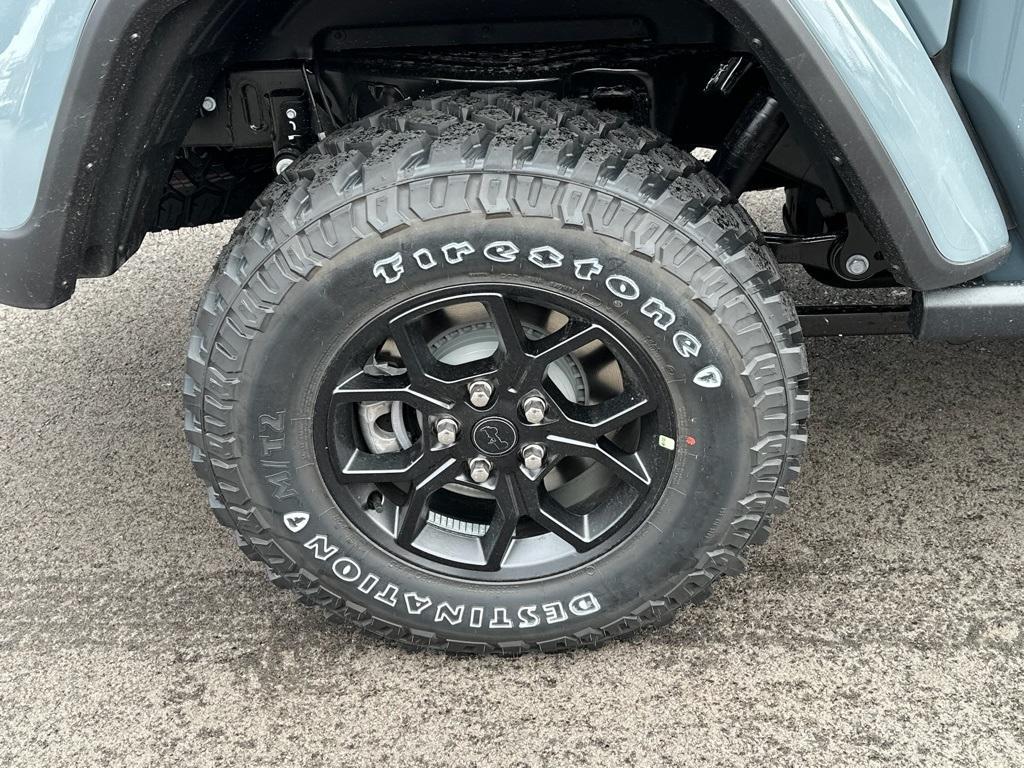 new 2026 Jeep Gladiator car, priced at $54,480