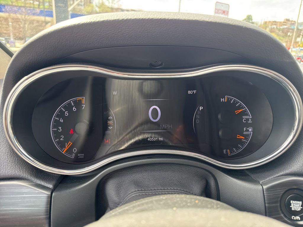 used 2020 Jeep Grand Cherokee car, priced at $23,989