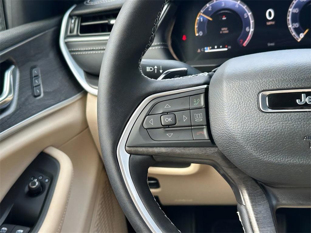 new 2025 Jeep Grand Cherokee L car, priced at $43,940