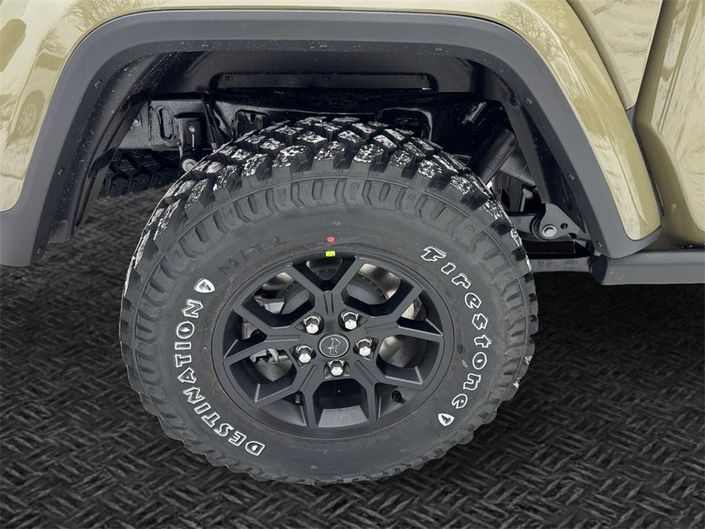 new 2026 Jeep Gladiator car, priced at $54,580