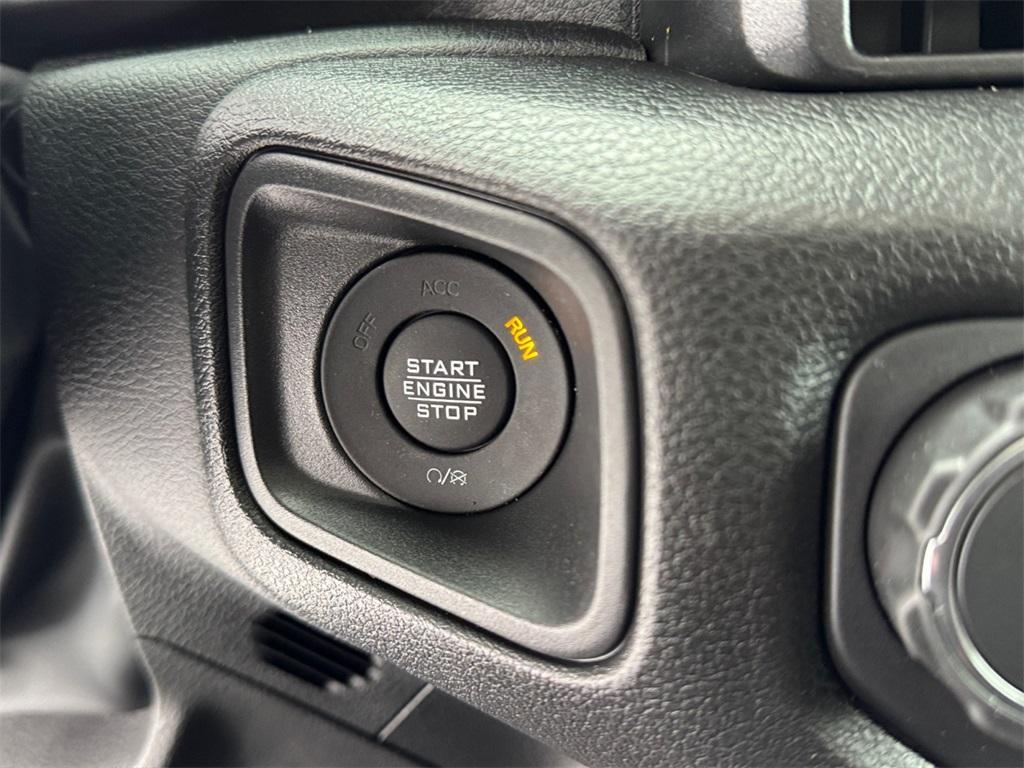 new 2026 Jeep Gladiator car, priced at $54,580