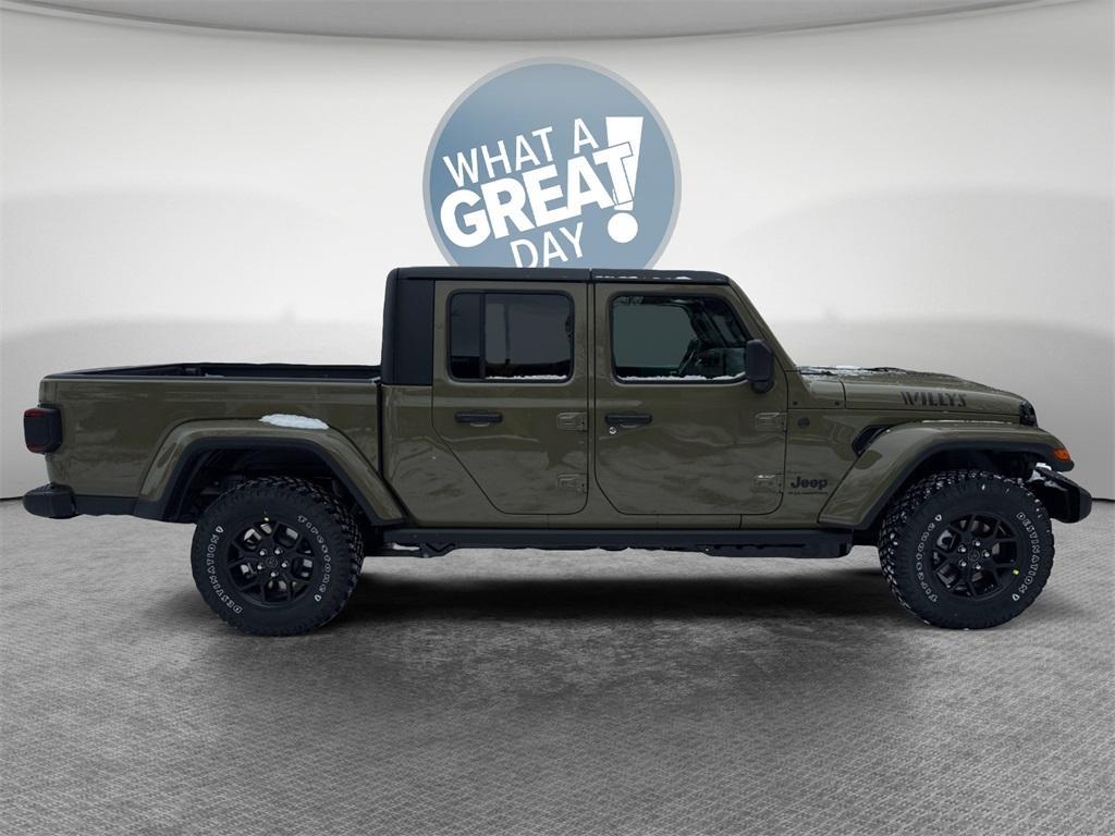 new 2026 Jeep Gladiator car, priced at $54,580