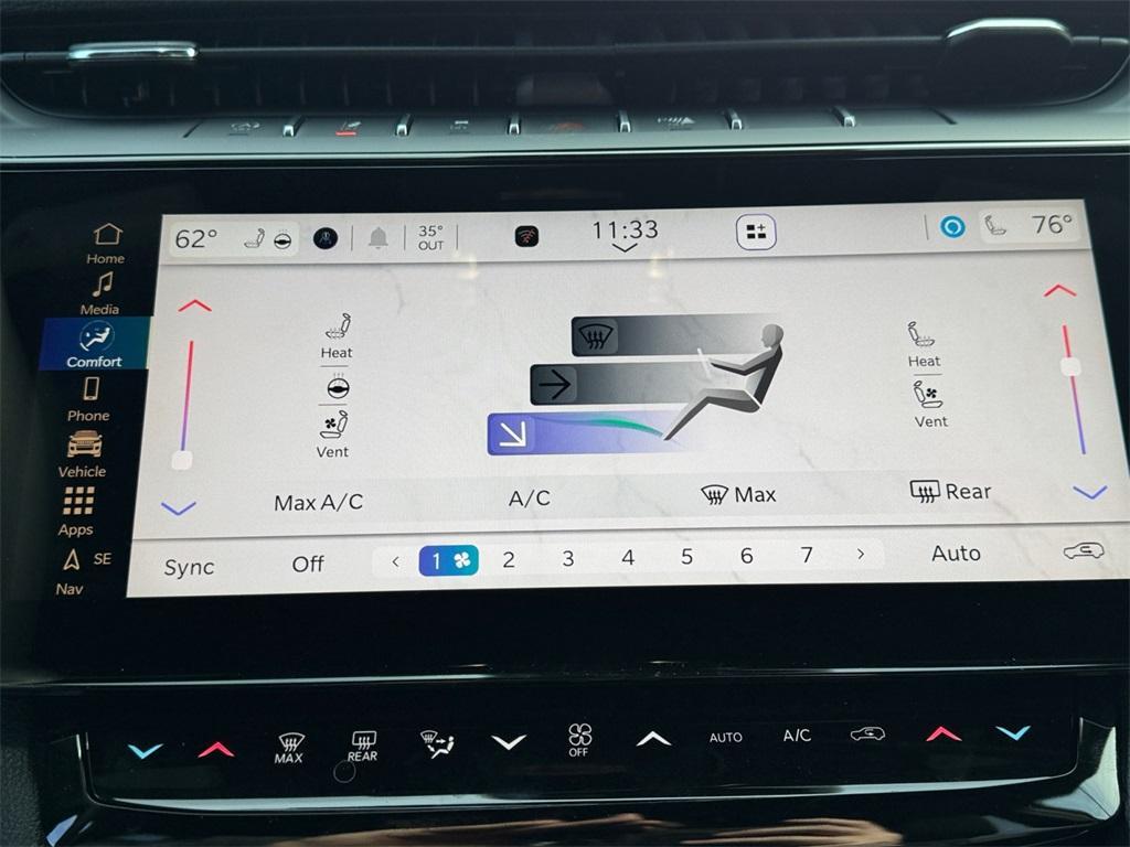 new 2026 Jeep Grand Cherokee car, priced at $53,805