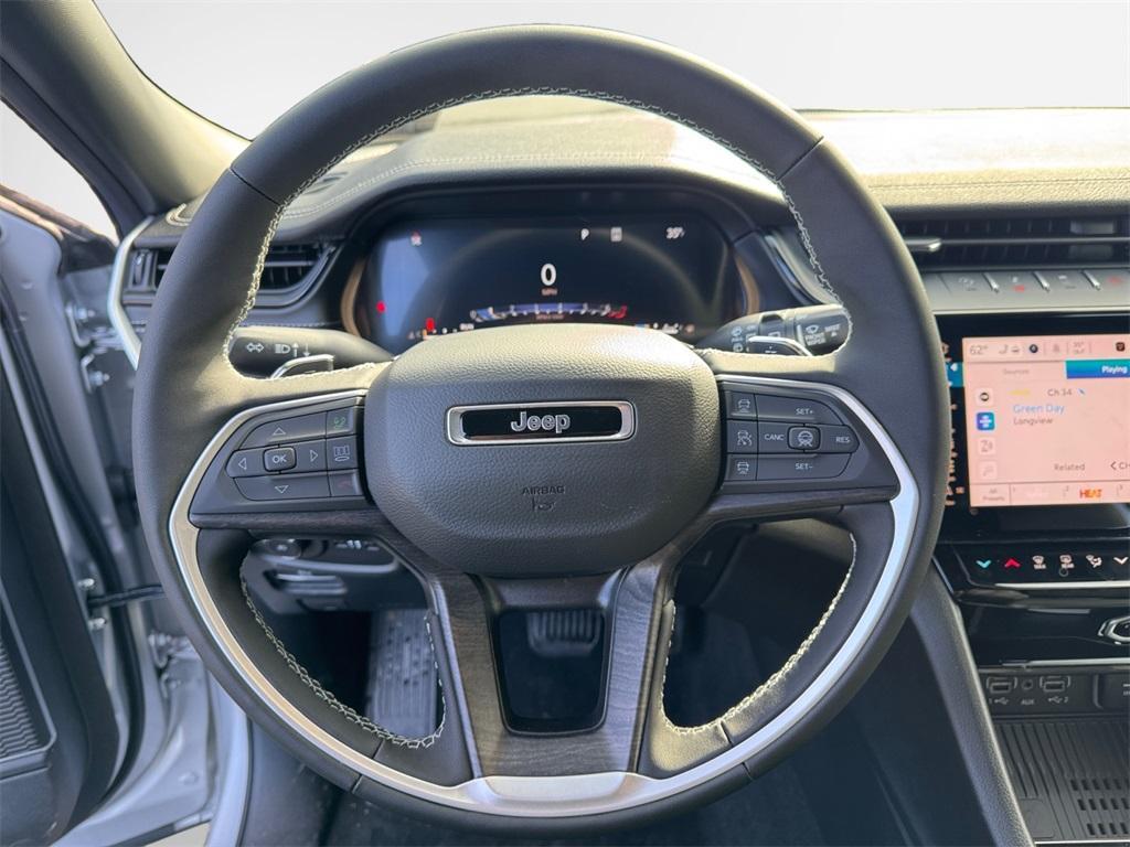 new 2026 Jeep Grand Cherokee car, priced at $53,805