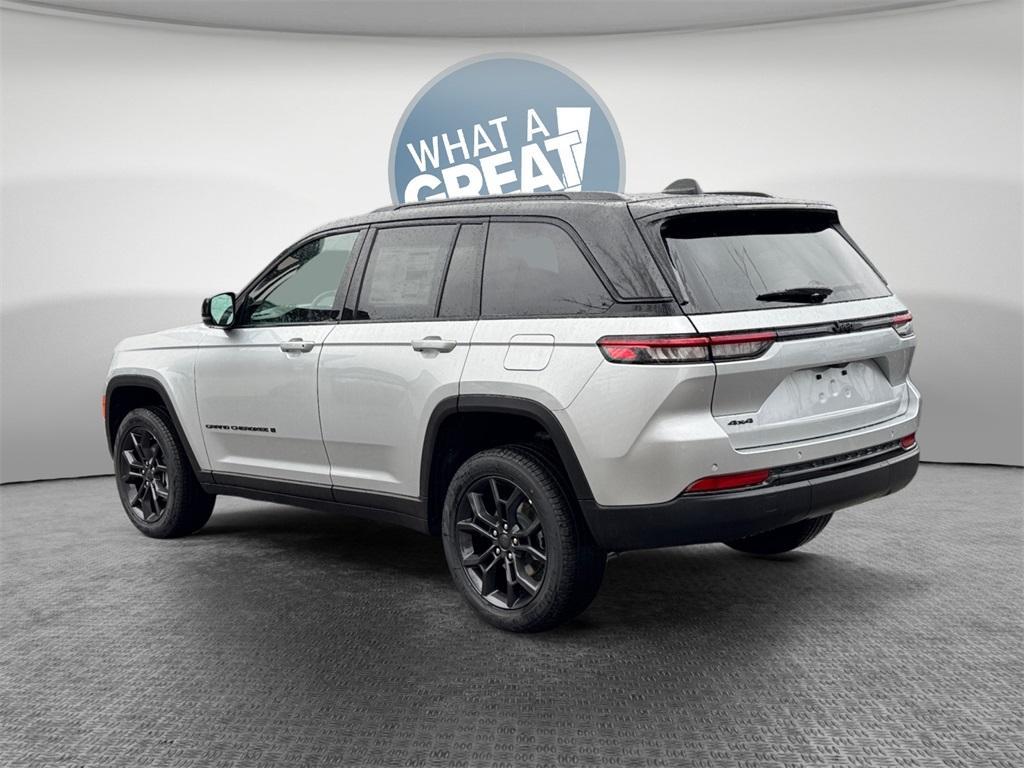 new 2025 Jeep Grand Cherokee car, priced at $47,225