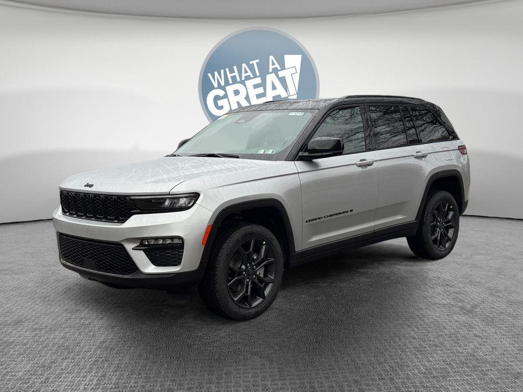 new 2025 Jeep Grand Cherokee car, priced at $44,475